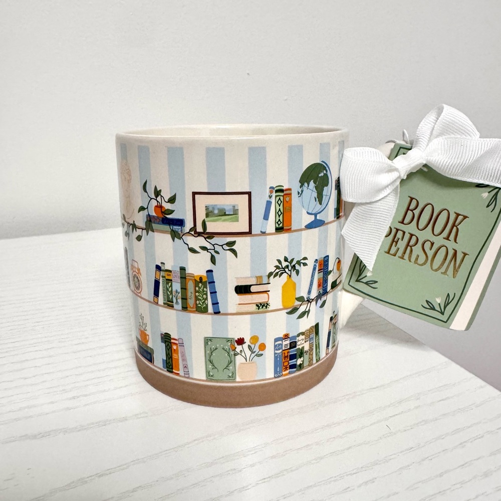 Sunday Morning Ceramics Tea Coffee Mug with Bookshelf Design for Book Lover